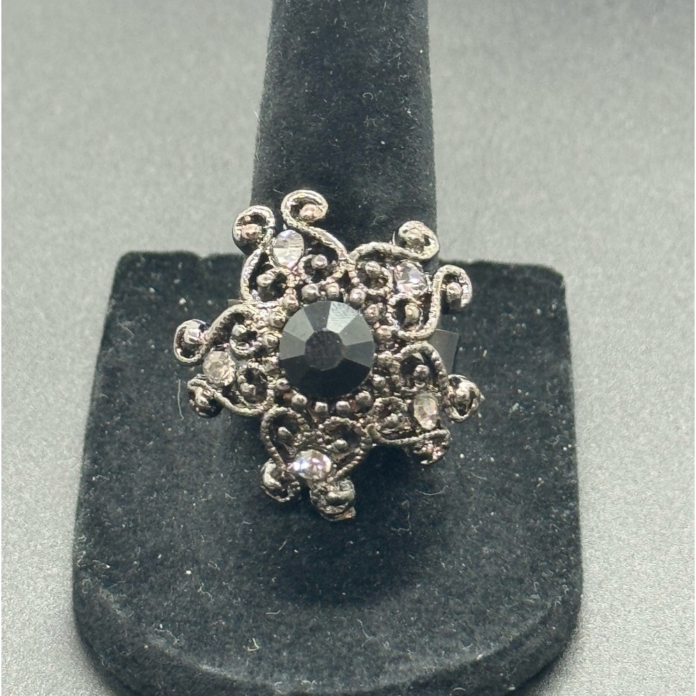 Fashion Jewelry Statement Ring Size adjustable - Picture 4 of 6